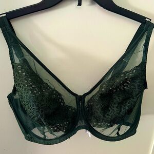 Maisonlejaby dark green underwire bra. Very pretty. Only worn a few times. 34G